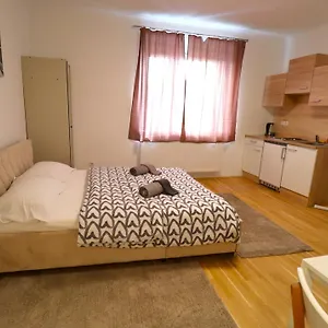 Stadtjuwel 1020 Appartamento